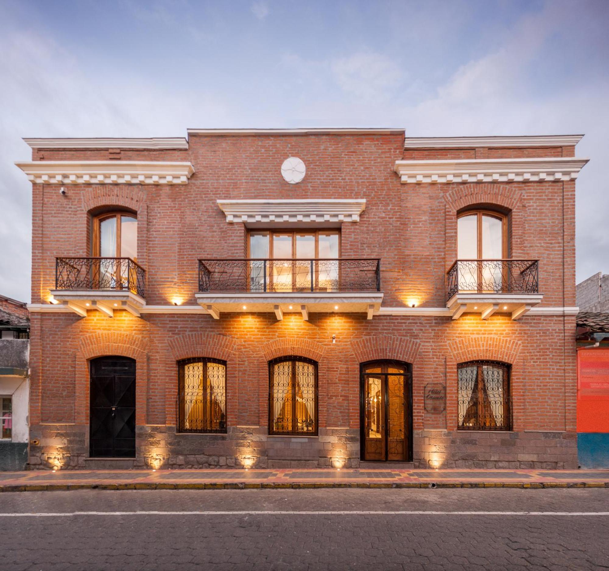 Hotel Otavalo Zewnętrze zdjęcie