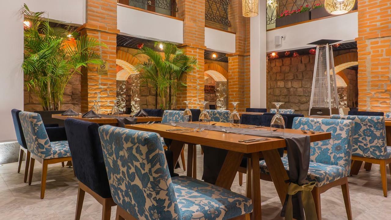 Hotel Otavalo Zewnętrze zdjęcie