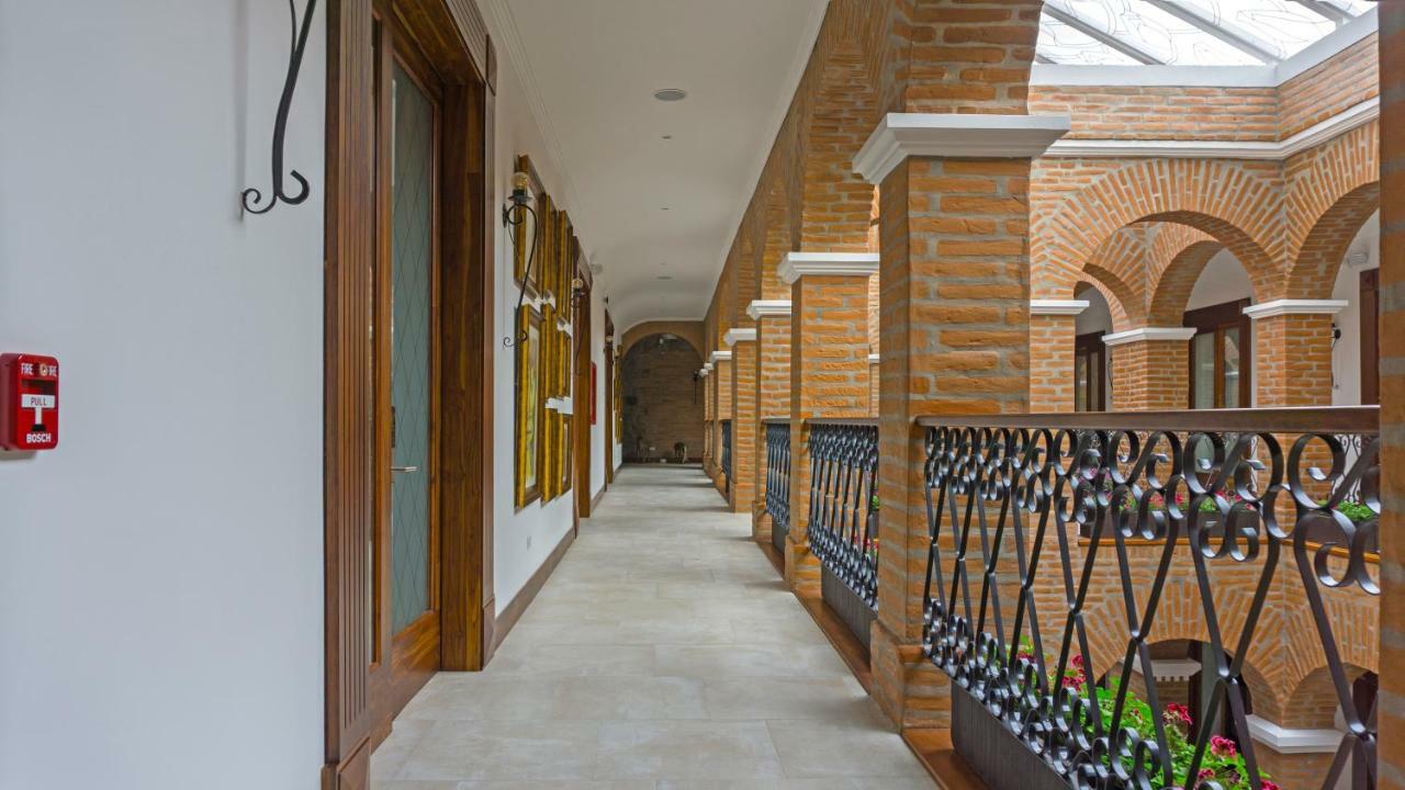 Hotel Otavalo Zewnętrze zdjęcie